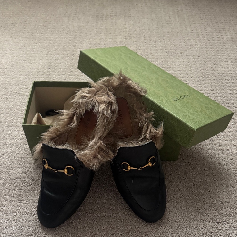 Gucci Black Leather Mules with Fur Lining